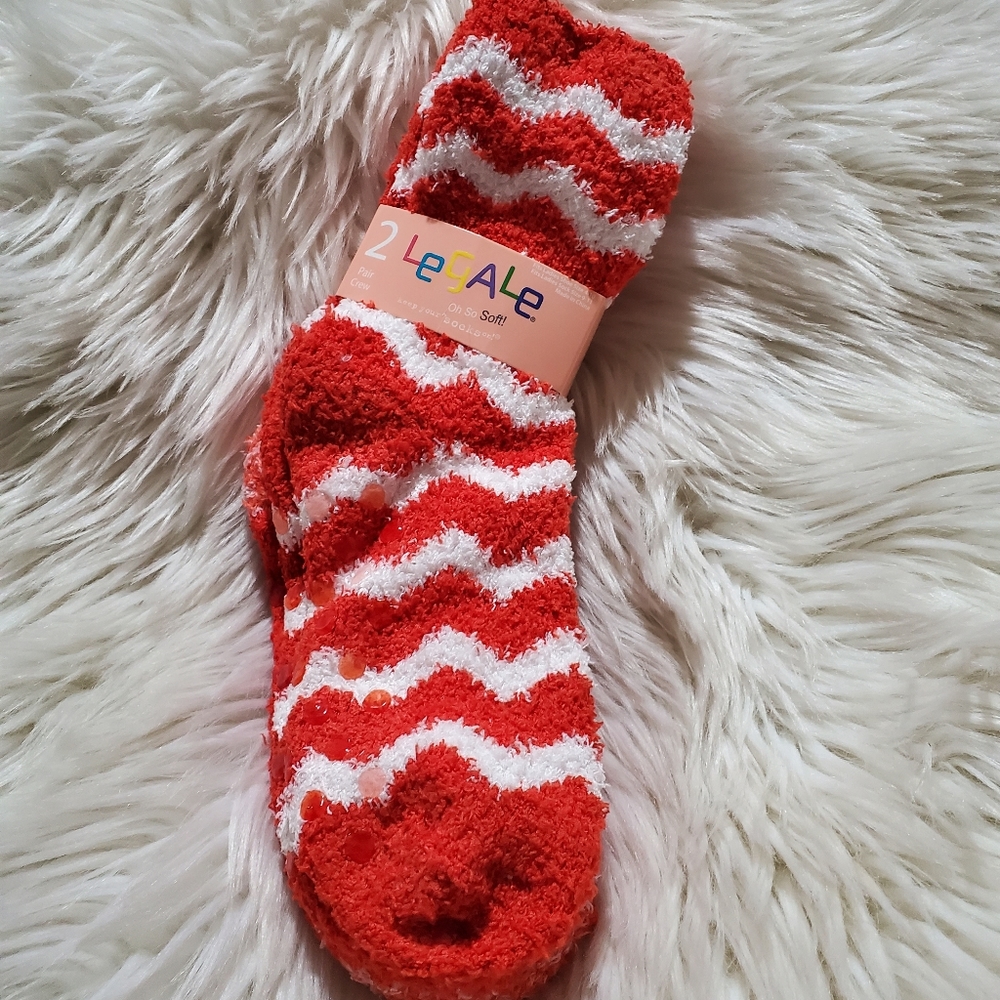 🦋5/$25 Legale plush socks